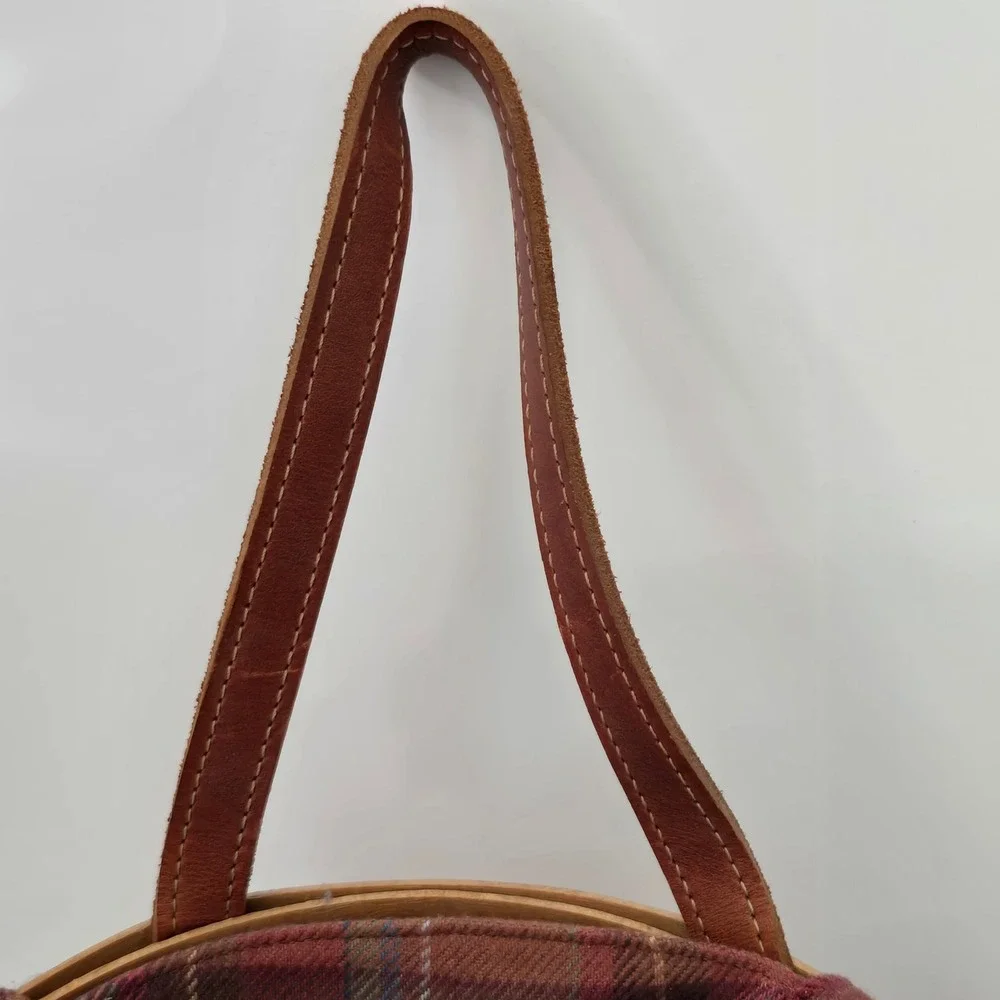 Longaberger Foyer Basket 2006 Woven Wood Leather Handle Red Plaid Liner Brown